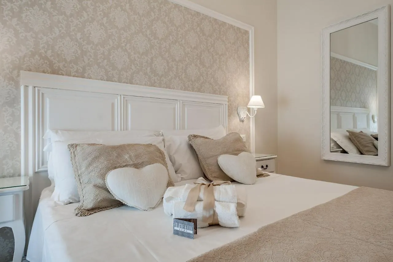 Hotel Charme&Chic Luxury à Rome 2*,