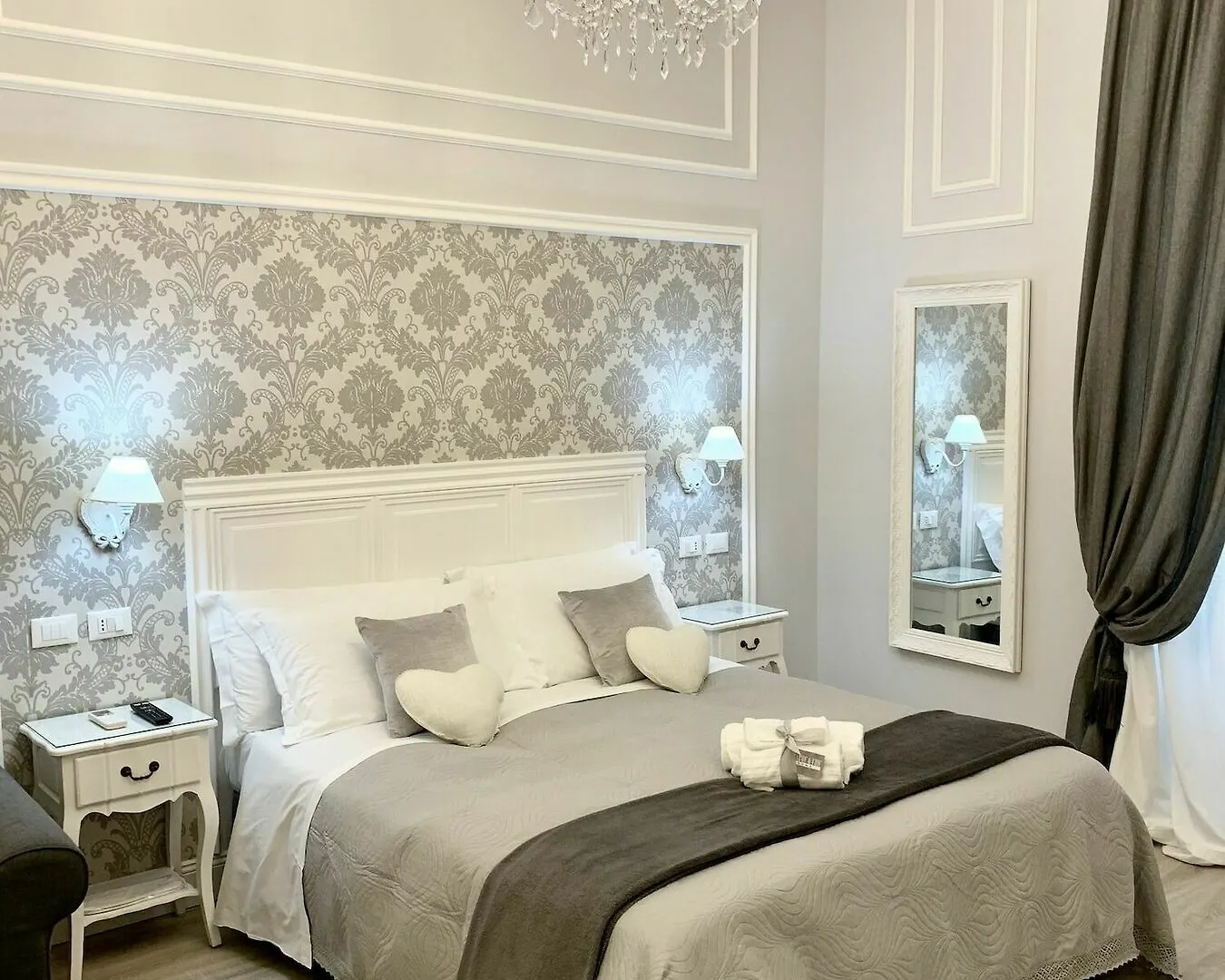 מלון רומא Charme & Chic Luxury